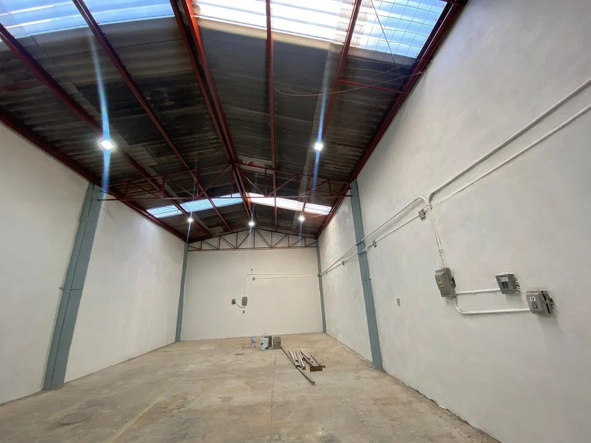 【哈利斯科州 · Guadalajara】  300 m² 甲级工业厂房 (现房出租) - 墨西哥工业厂房 Gongye Space