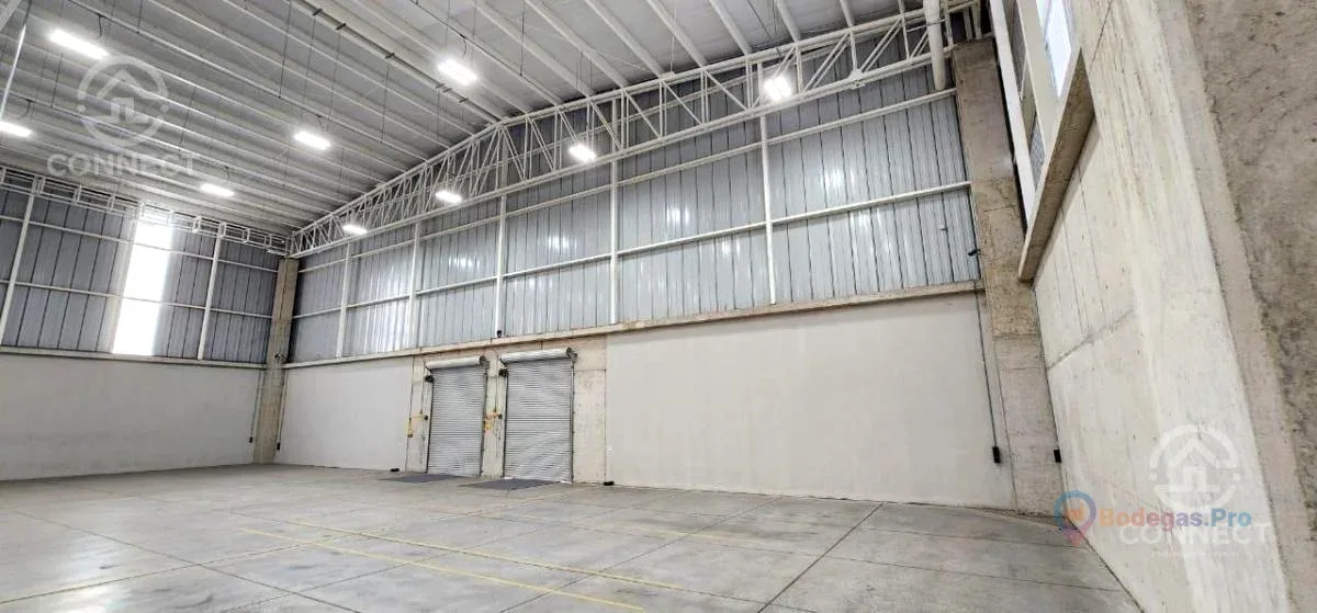 Bodega Industrial 2400m2 de bodega y 24 Andenes en Jalisco, Tonala, El Vado