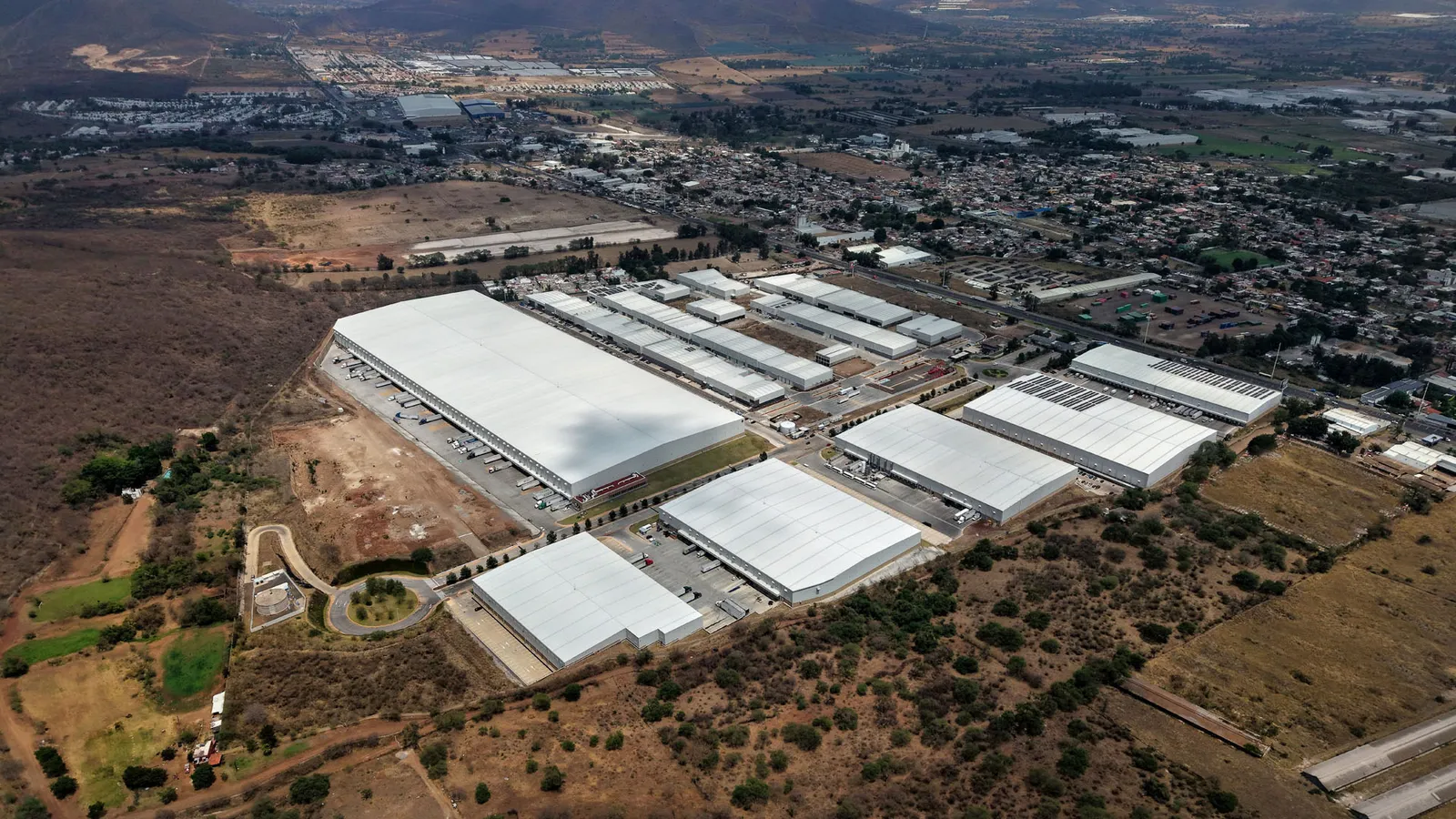 【哈利斯科州 · Tlajomulco de Zúñiga】 15,047 m² 甲级工业厂房 (现房出租) - 墨西哥工业厂房 Gongye Space