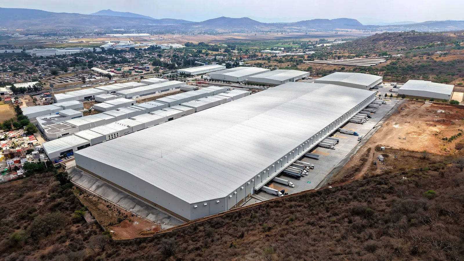 【哈利斯科州 · Tlajomulco de Zúñiga】 25,760 m² 甲级工业厂房 (现房出租) - 墨西哥工业厂房 Gongye Space