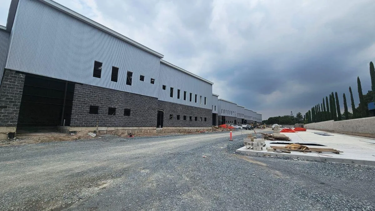 【哈利斯科州 · Zapopan】 Los Robles Industrial Park 园区 4,494.95 m² 甲级工业厂房 (现房出租) - 墨西哥工业厂房 Gongye Space