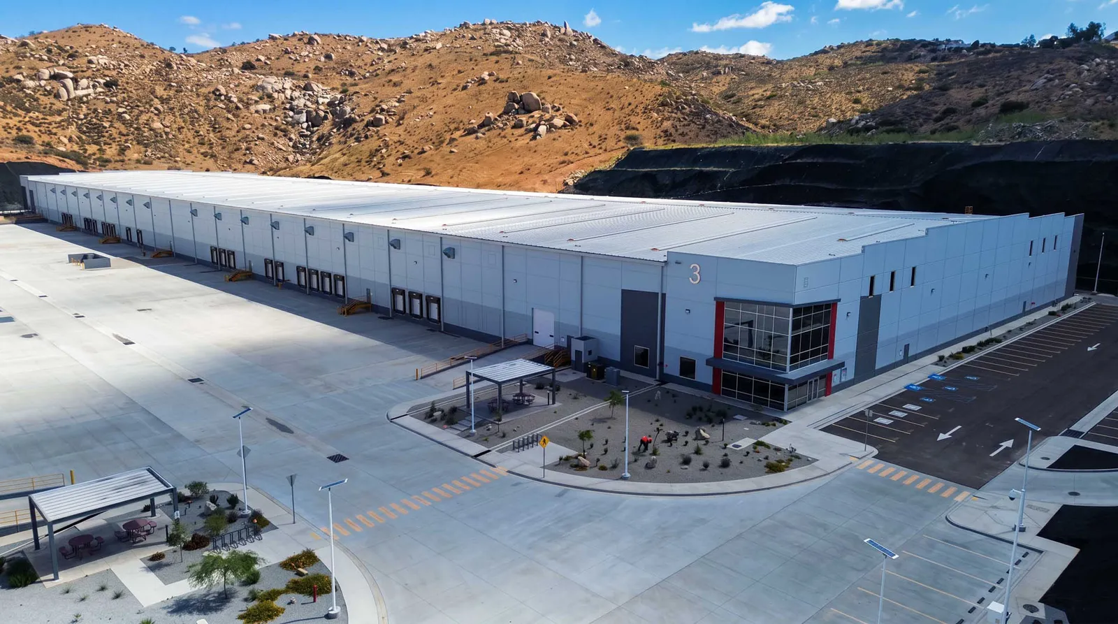 【下加州 · Tecate】  23,060 m² 甲级工业厂房 (现房出租) - 墨西哥工业厂房 Gongye Space