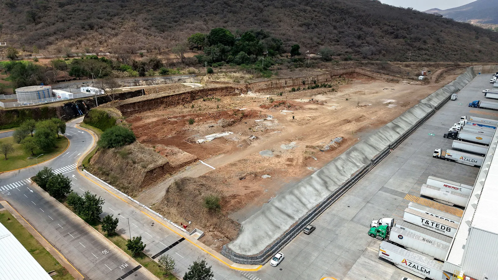 【哈利斯科州 · Tlajomulco de Zúñiga】 18,676 m² 甲级工业厂房 (现房出租) - 墨西哥工业厂房 Gongye Space