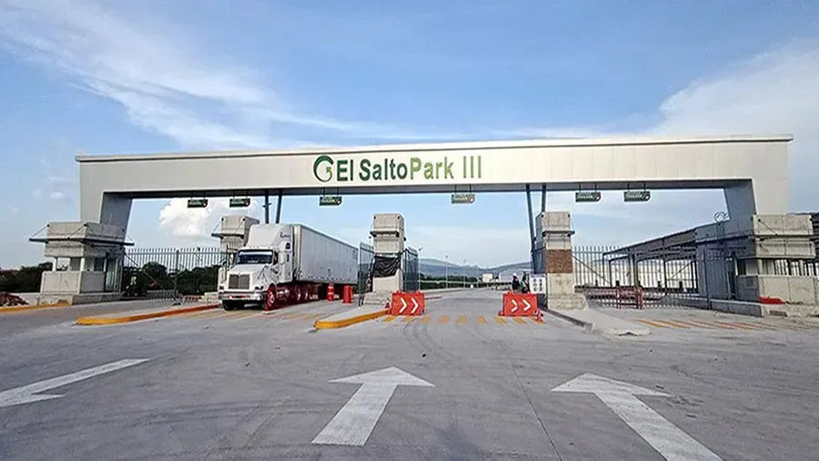 El SaltoPark III | Nave F