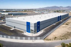 Nave Industrial en Renta - Building P