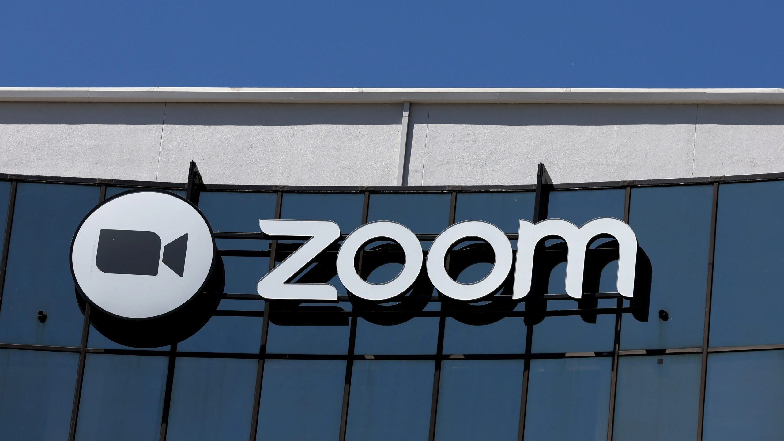 Zoom Docs lancohet në vitin 2024 me veçori të bashkëpunimit me AI