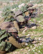 Cvičení izraelských vojáků