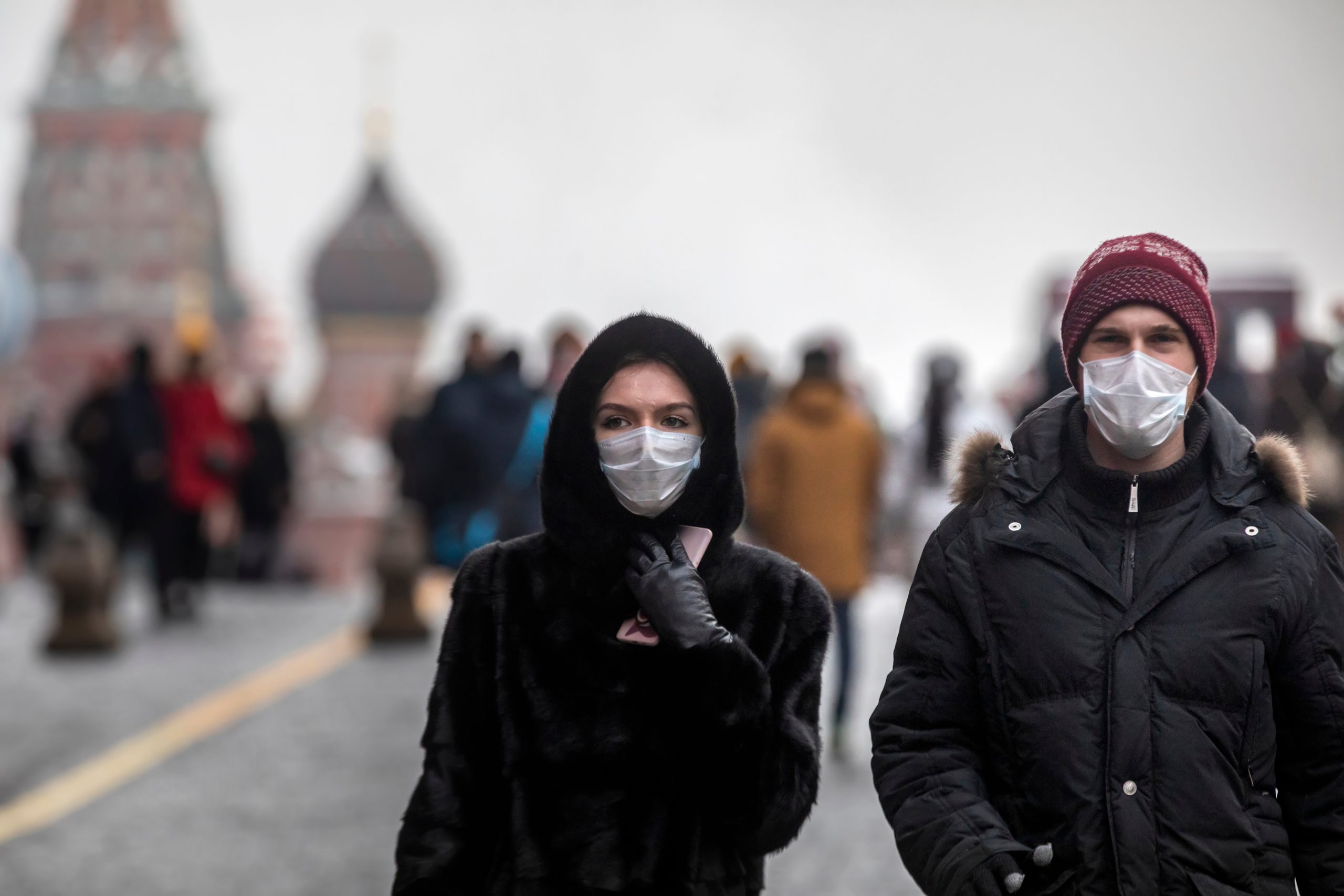 Ковид 19 люди в масках Россия