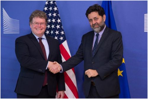 Hlavní vyjednávač TTIP za USA (Dan Mullaney) a za EU (Ignacio Garcia Bercero) 