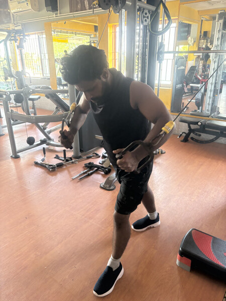 mr Majnu