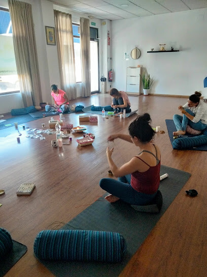 Melkart Living Yoga