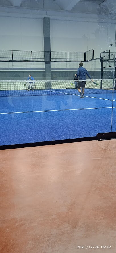 VIDA PADEL ARENA