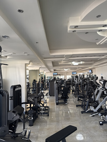 Royal family gym نادي