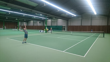 Tennis Court / Terwegen