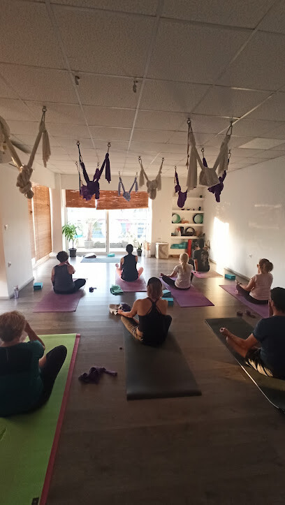 Re Treat Yoga Studio