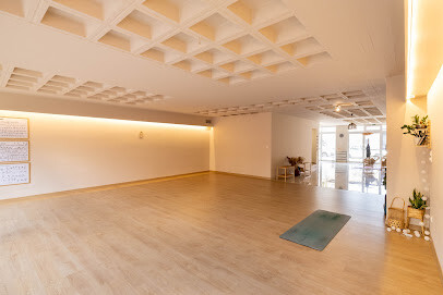 Modern Yogi Nafplio