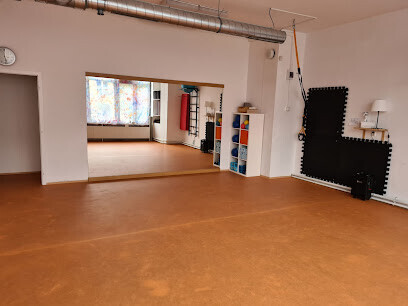 FIT STUDIO 21