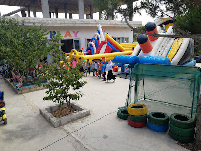 FITNESS GYM AND KIDS PLAY