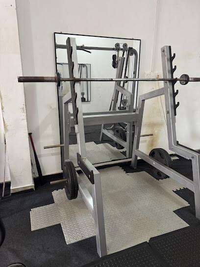 Unisex Gym