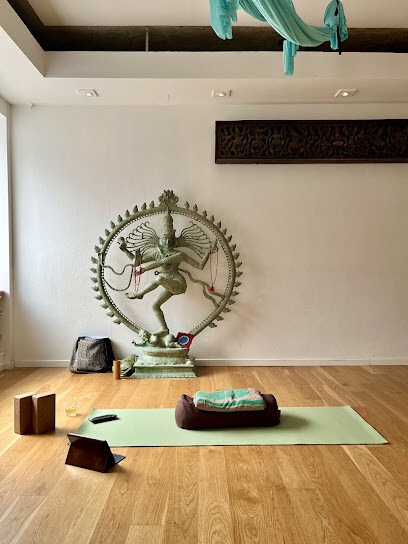 Yoga factory