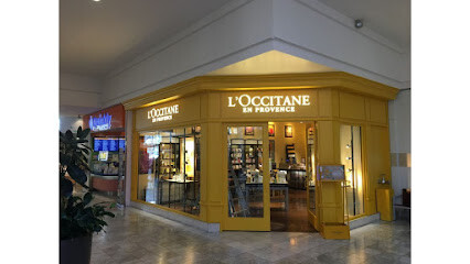 STONESTOWN GALLERIA, CA