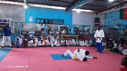 GYM CENTER SPORT