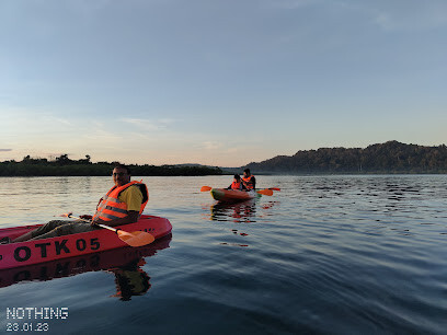 Off Track Kayaking