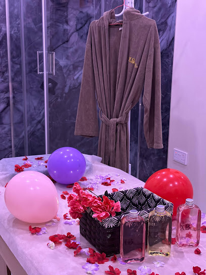 Massage Therapist Room 8