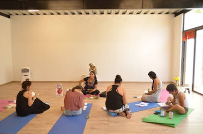 Hari Om Studio Yoga