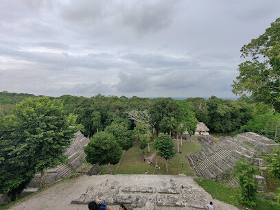 Tour Guide Peten