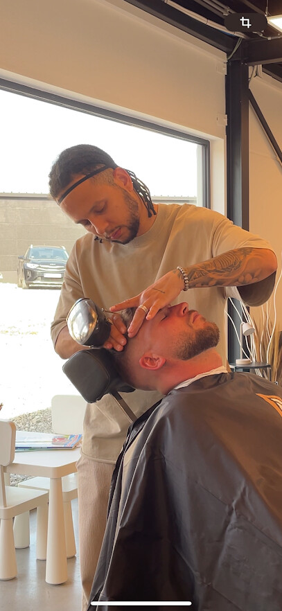 Ighon Cruz barber (Café