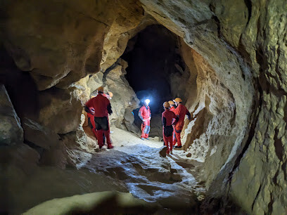 Adventure Caving Bt.