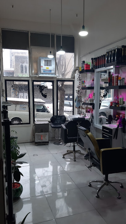آرایشگاه سنیور
