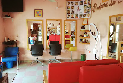 MADAME LA COIFFEUR