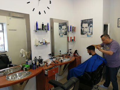 Muški frizer barber