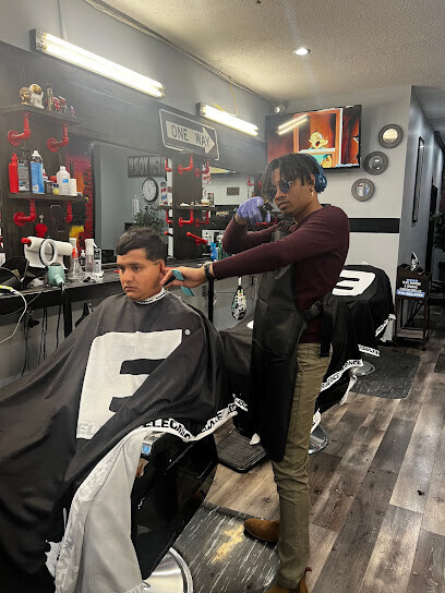 Ernesto’s Barbershop