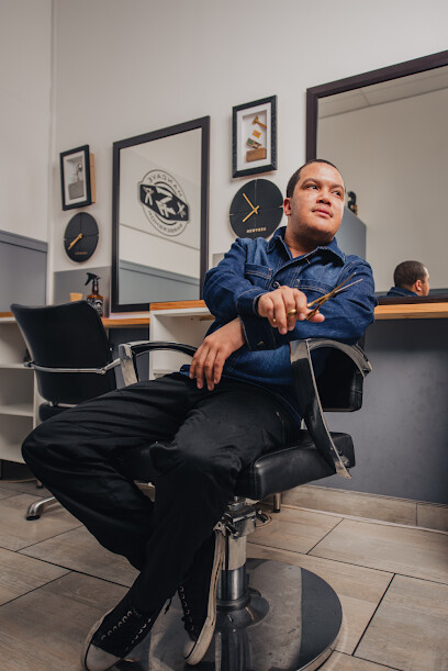 S17 MANCAVE Barbershop
