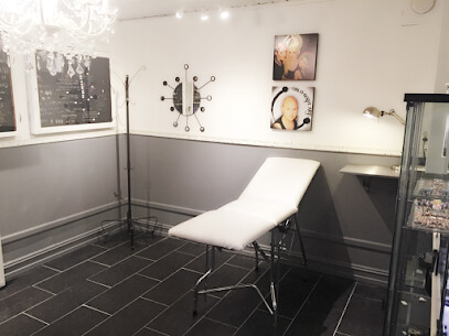 Posh Piercing Studio Oslo