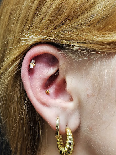 Vaida.Vee.Piercing