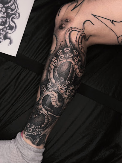 Тату студія Ink Me Tattoo