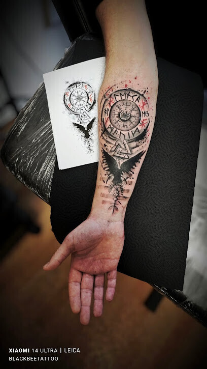 BlackBee Tattoo