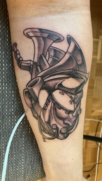 Linewerk Tattoo