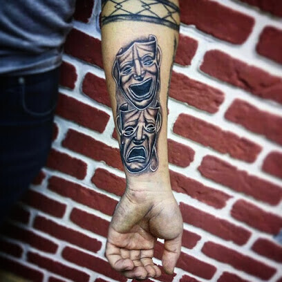 Timdi tattoo piercing