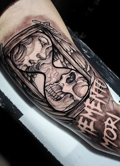 WB TATTOO STUDIO