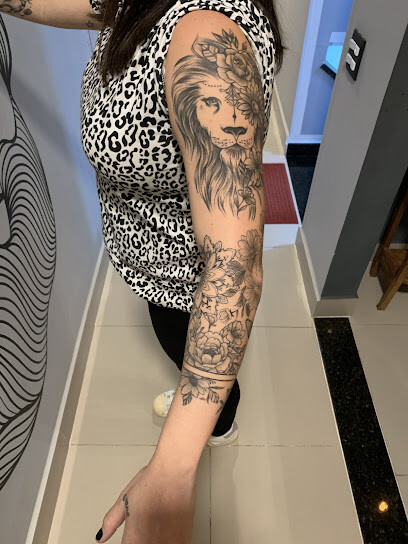 Castanha Tattoo