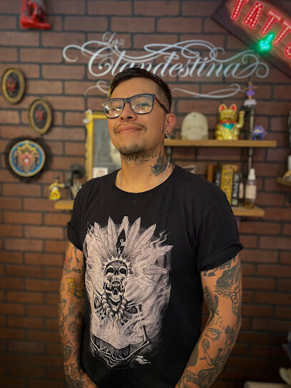 La Clandestina Tattoo