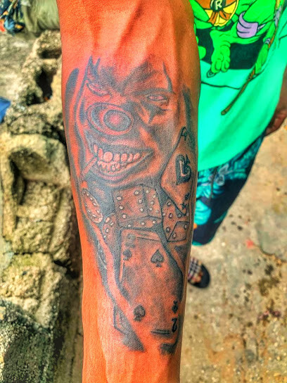 Famous Tattoo & Piercing