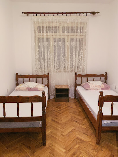 Hostel Holiday Cetinje