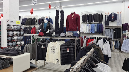 JS OUTLET CENTRE MALIKA