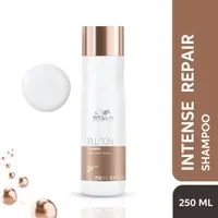 Wella Professionals Fusion Intense Repair Shampoo For Frizzy And Dry, Damaged Hair